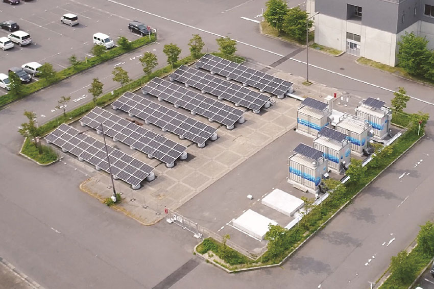 Solar panels and Hydro Q-BiC Hydrogen Energy Utilization System at a general local wholesale market in Koriyama City