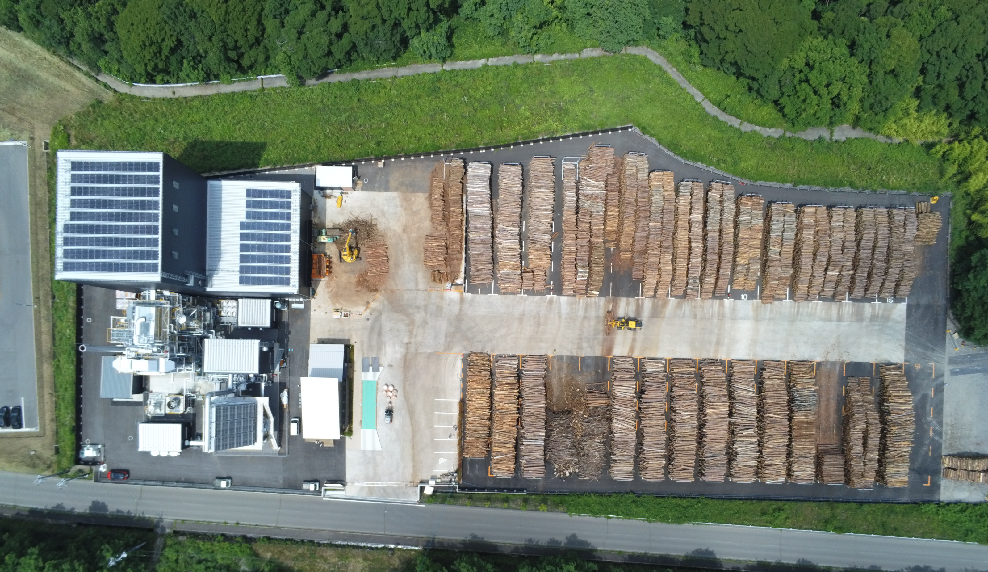 Contributing to Local Forestry and Combating Global Warming Through a Community-based 2MW Class Biomass Power Plant Shinshu Wood Power and Shinshu Wood Chip