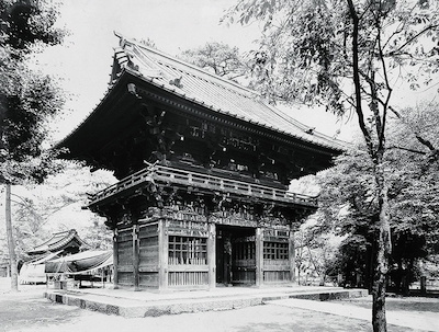 Takada Hachimangu Zuishin Gate