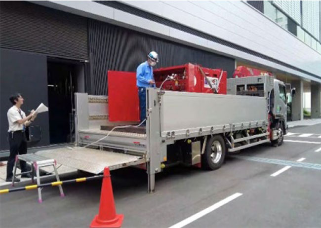 カードル車によるオフサイト水素の搬入状況
