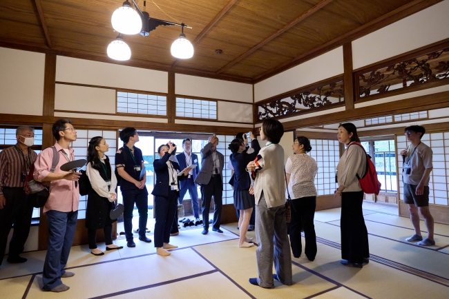 「表座敷」2階客間