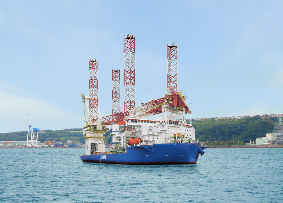 Picture image: The world-class vessel entering Muroran Port