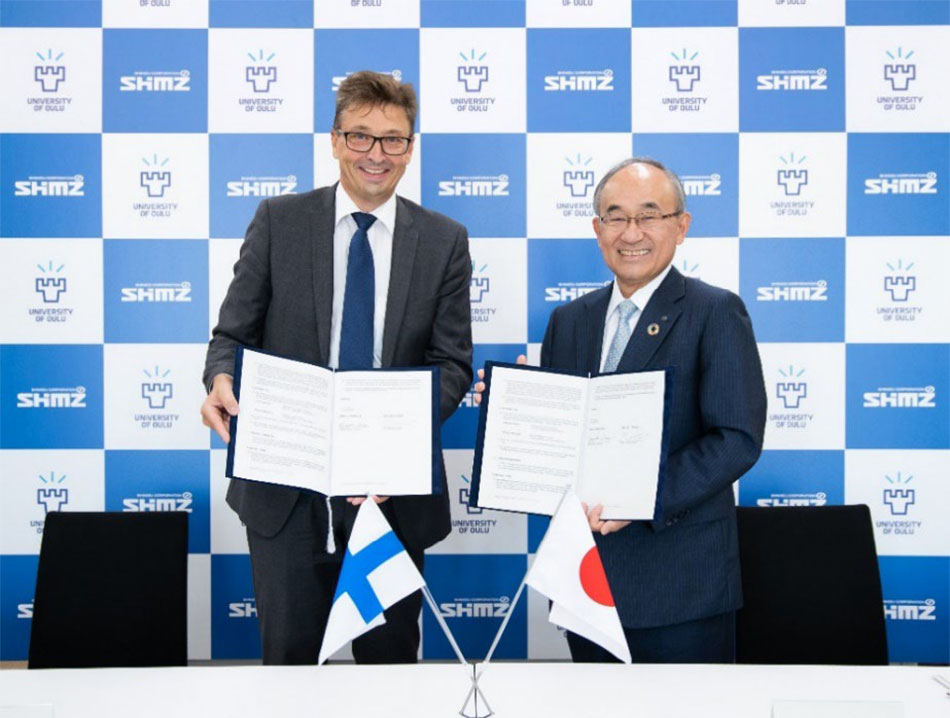 Jouko Niinimäki, the Rector of the University of Oulu and Kazuyuki Inoue, the President of Shimizu Corporation