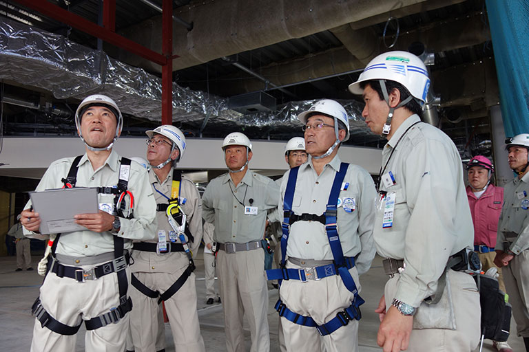 President Inoue on safety patrol