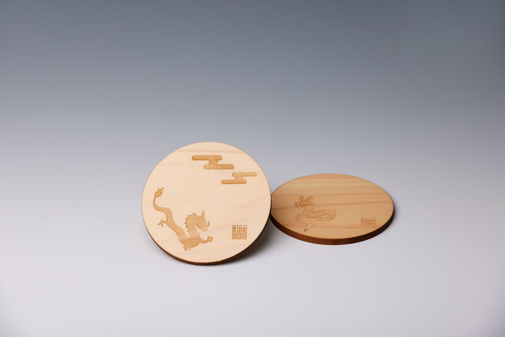 Coasters with a Chinese zodiac motif (Dragon)
