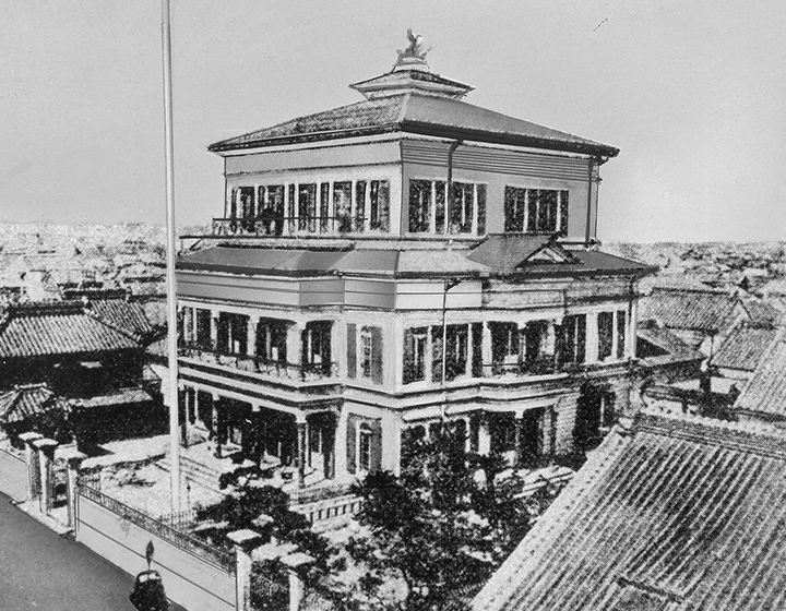 Kawase Bank Mitsuigumi, completed in 1874