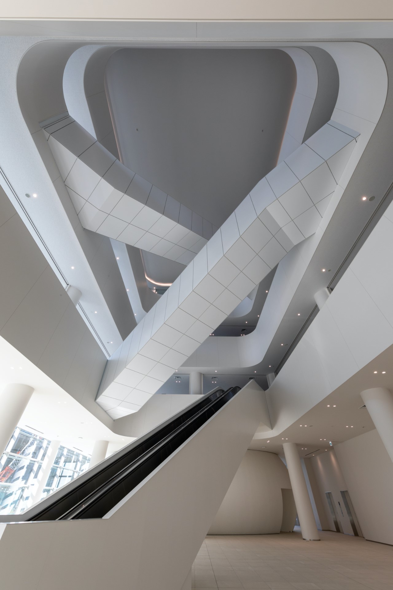 Visitors experience dynamic scale atrium when they first step into Shiseido Beauty Site.