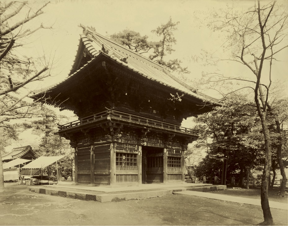 Zuishinmon (gate) of Anahachimangu Shrine, built by Kisuke Shimizu I and II