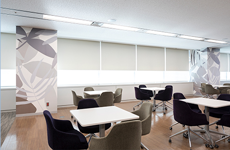 The entire building was upgraded to LED lighting. Both blinds and rolling screens were installed on the windows to block strong sunlight.