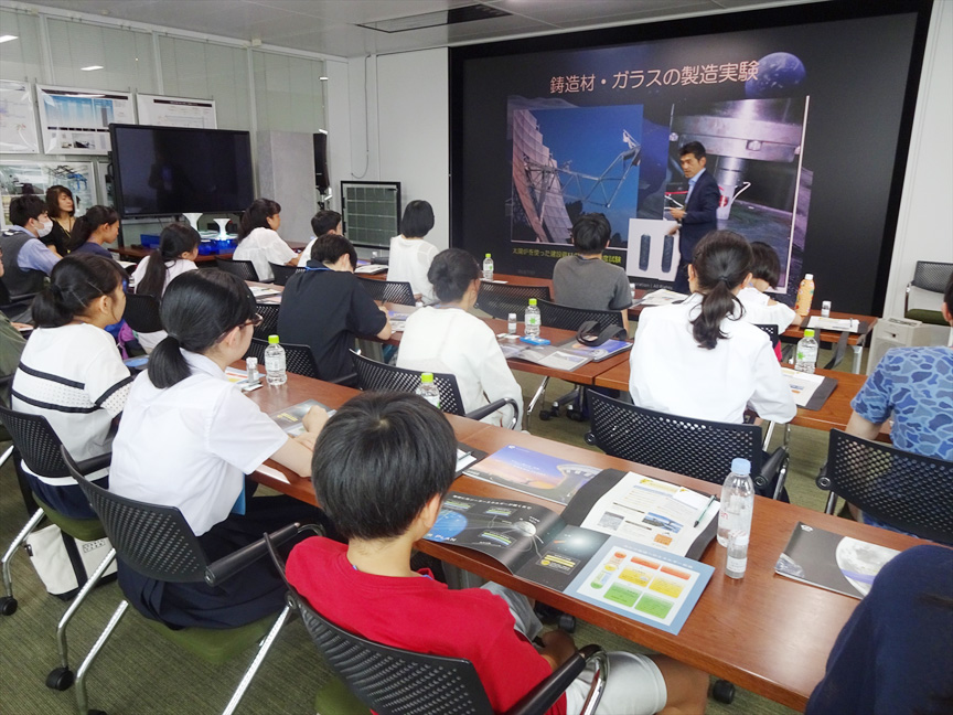 月面基地についての紹介