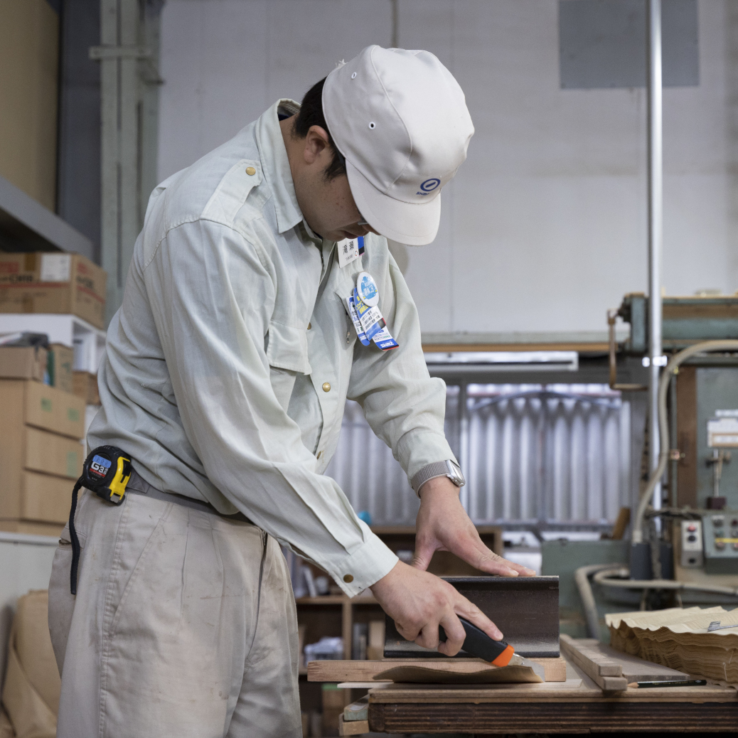 Inspection of veneer sheets