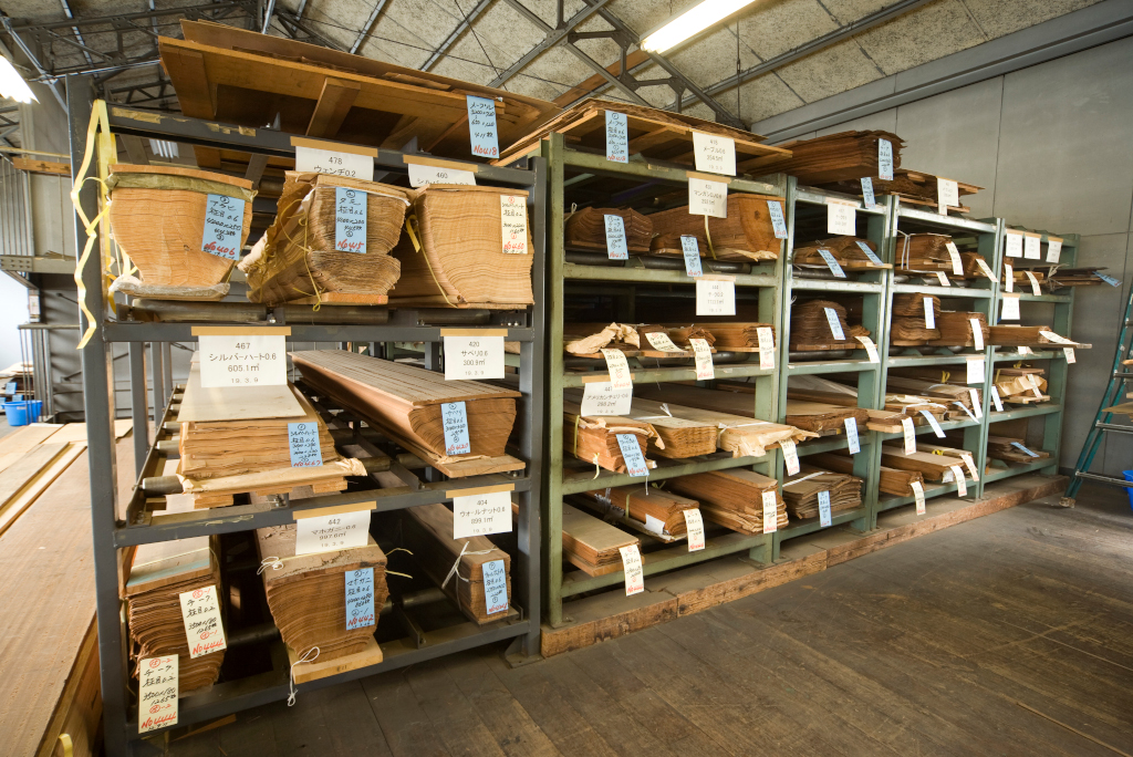 Veneer Sheets stored at Tokyo Mokkoujou