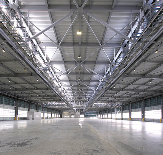 無柱空間（大空間）構築構法「ダブルスーパーウィング構法」