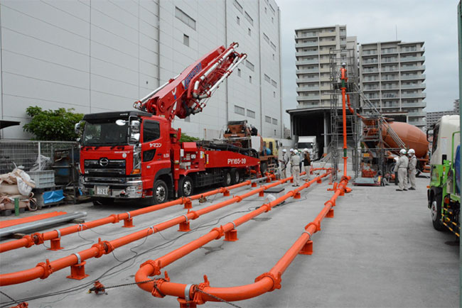 水平換算距離約150mの条件で圧送試験を実施