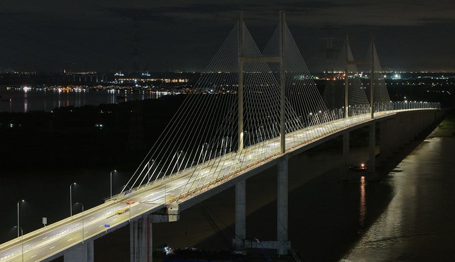 アジアに架ける ―橋梁