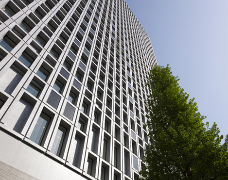 清水建設本社ビル/創エネ装置「ハイブリッド外装」