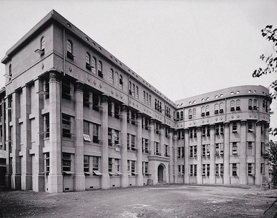 明治大学