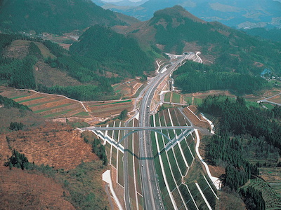 Oita Expressway Iwamuro Tunnel