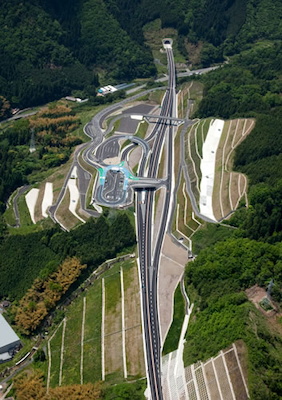 Tottori Expressway, Mochigase No.3 Tunnel