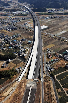 Central Nippon Expressway Sonoda Viaduct (inbound lane)