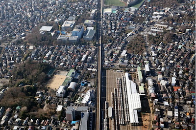 Viaduct between Musashi-Koganei and Kokubunji on JR Chuo Line and other construction