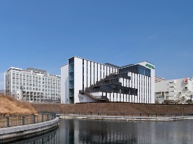 Sakura Port, Morinomiya University of Medical Sciences